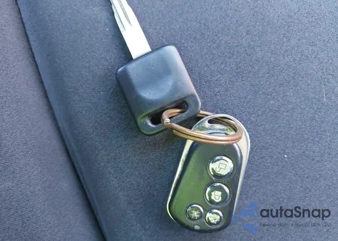 2008 Nissan Versa 1.8S z USA, uszkodzony, nr VIN 3N1BC13E88L377450